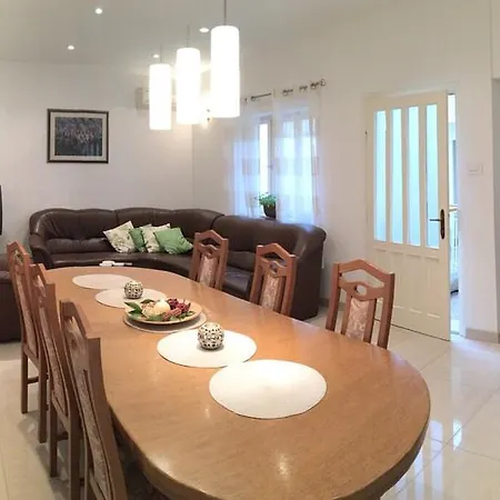 Marin Apartment Novigrad (Dalmatia)